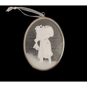 Hallmark Keepsake Ornament St Nicholas Rare Glass Moveable Snow White Silver